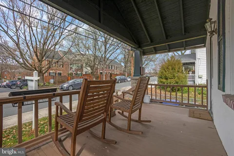 $950,000 | 1943 North Cleveland Street, Arlington, VA 22201