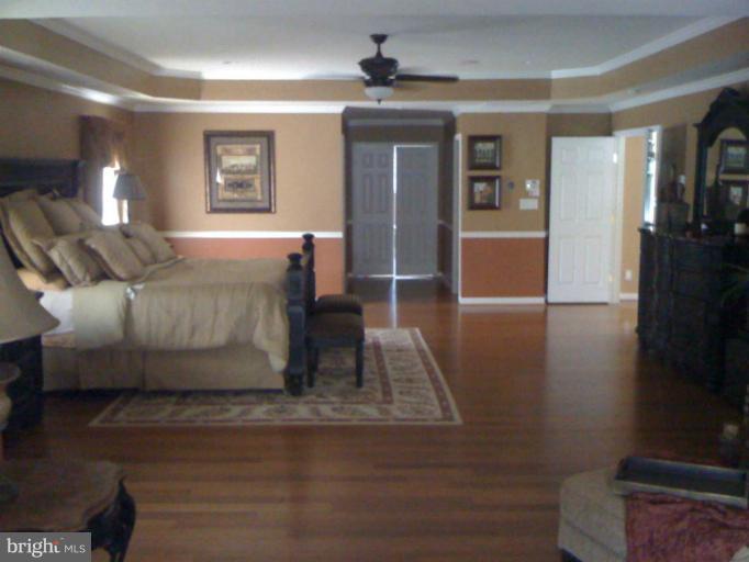14622 Featherstone Road Woodbridge, VA 22191 - Photo 6 of 17 Bedroom (Master)