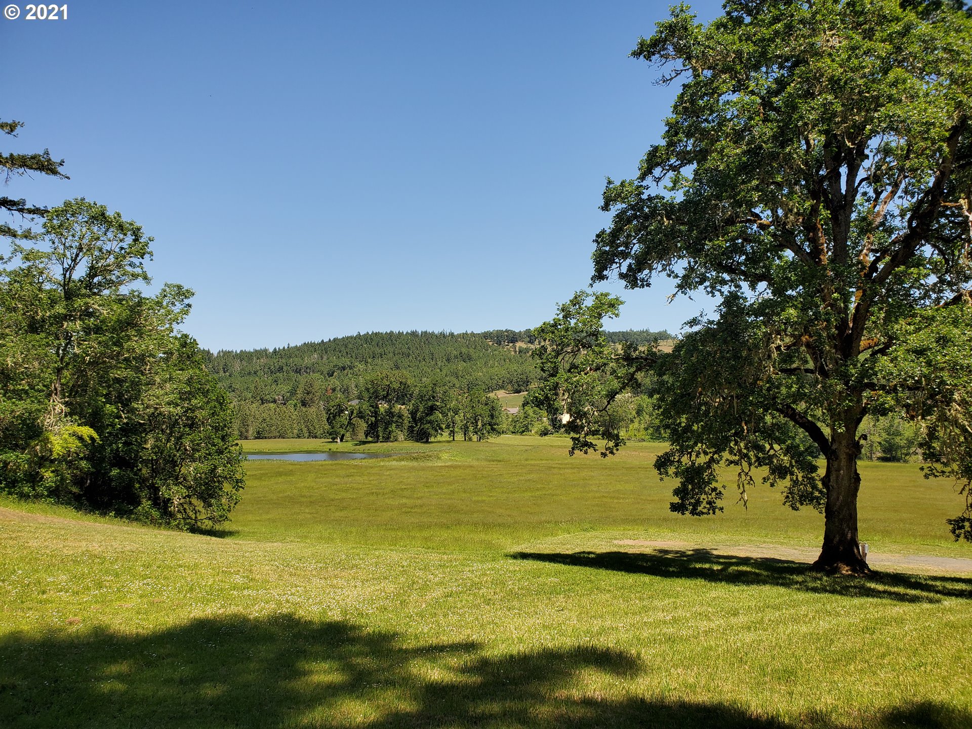 1700 Cole Road Oakland, OR 97462 - Photo 30 of 32 Gallery Image 30