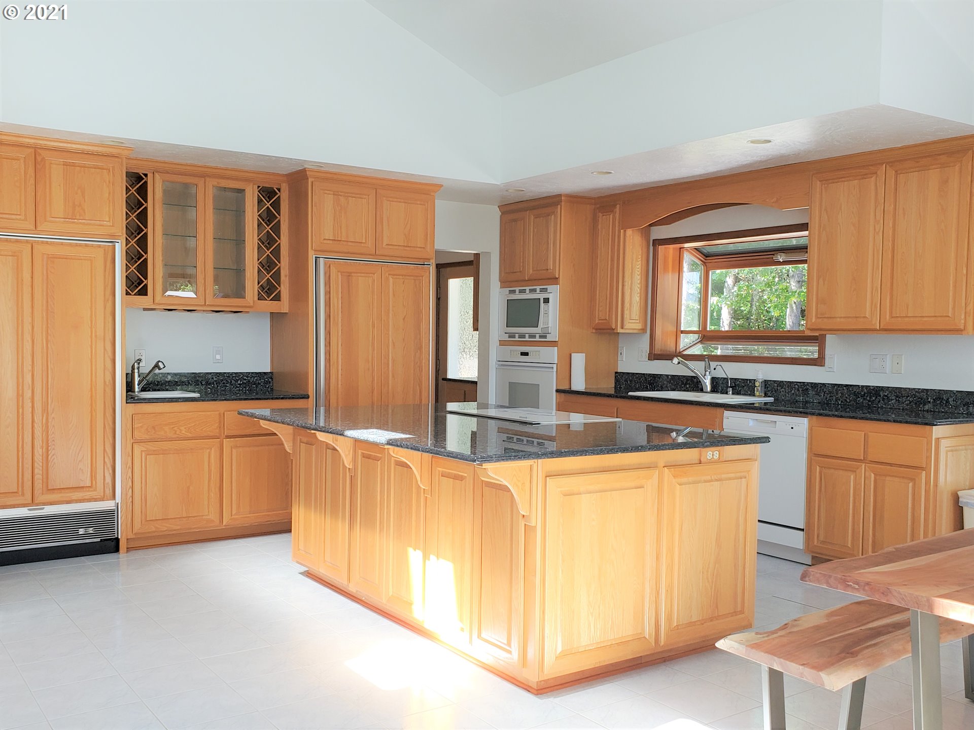 1700 Cole Road Oakland, OR 97462 - Photo 5 of 32 Gallery Image 5