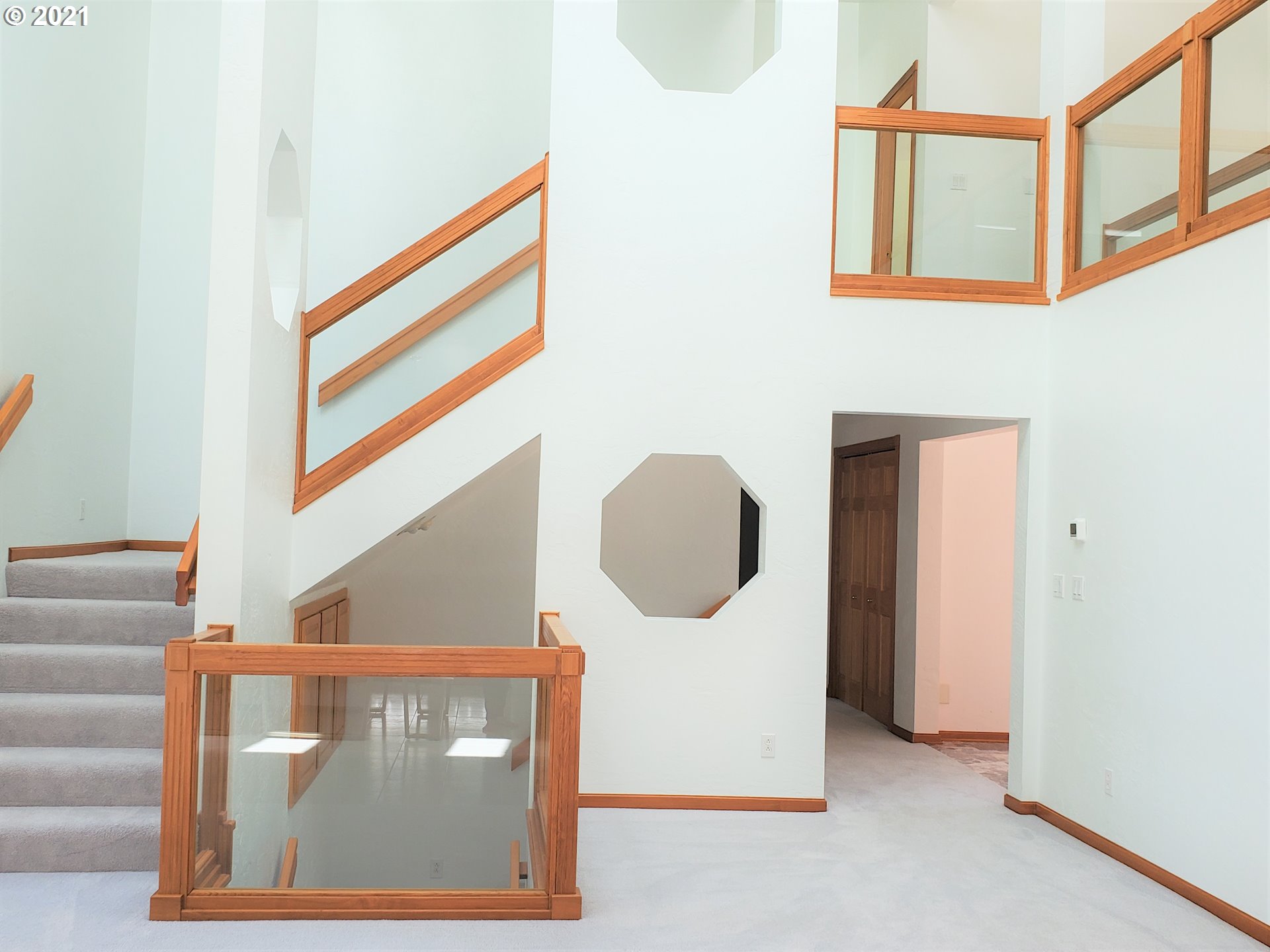 1700 Cole Road Oakland, OR 97462 - Photo 10 of 32 Gallery Image 10