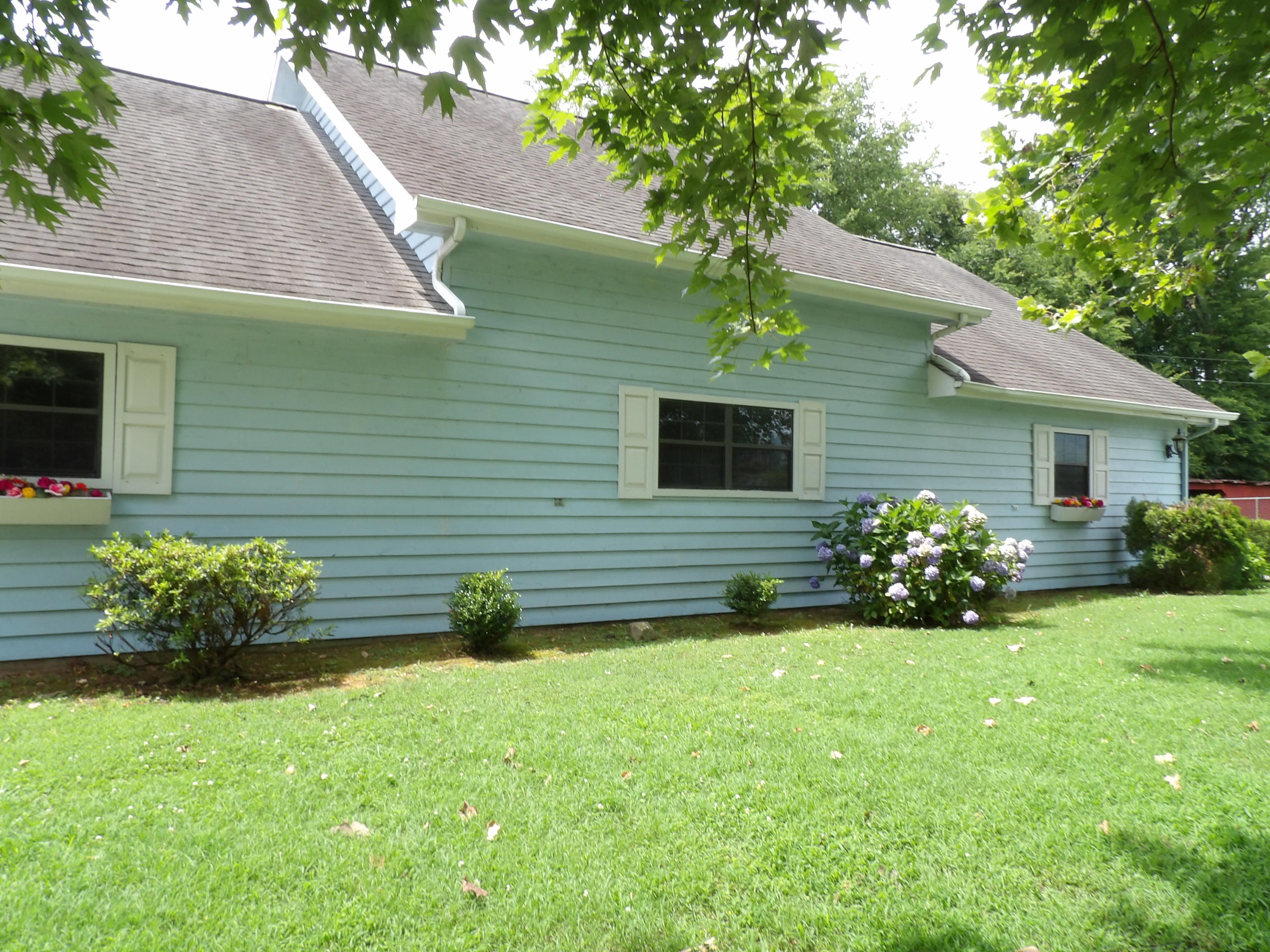 76 Hubert Heard Road Dunlap, TN 37327 - Photo 3 of 42 100_1175