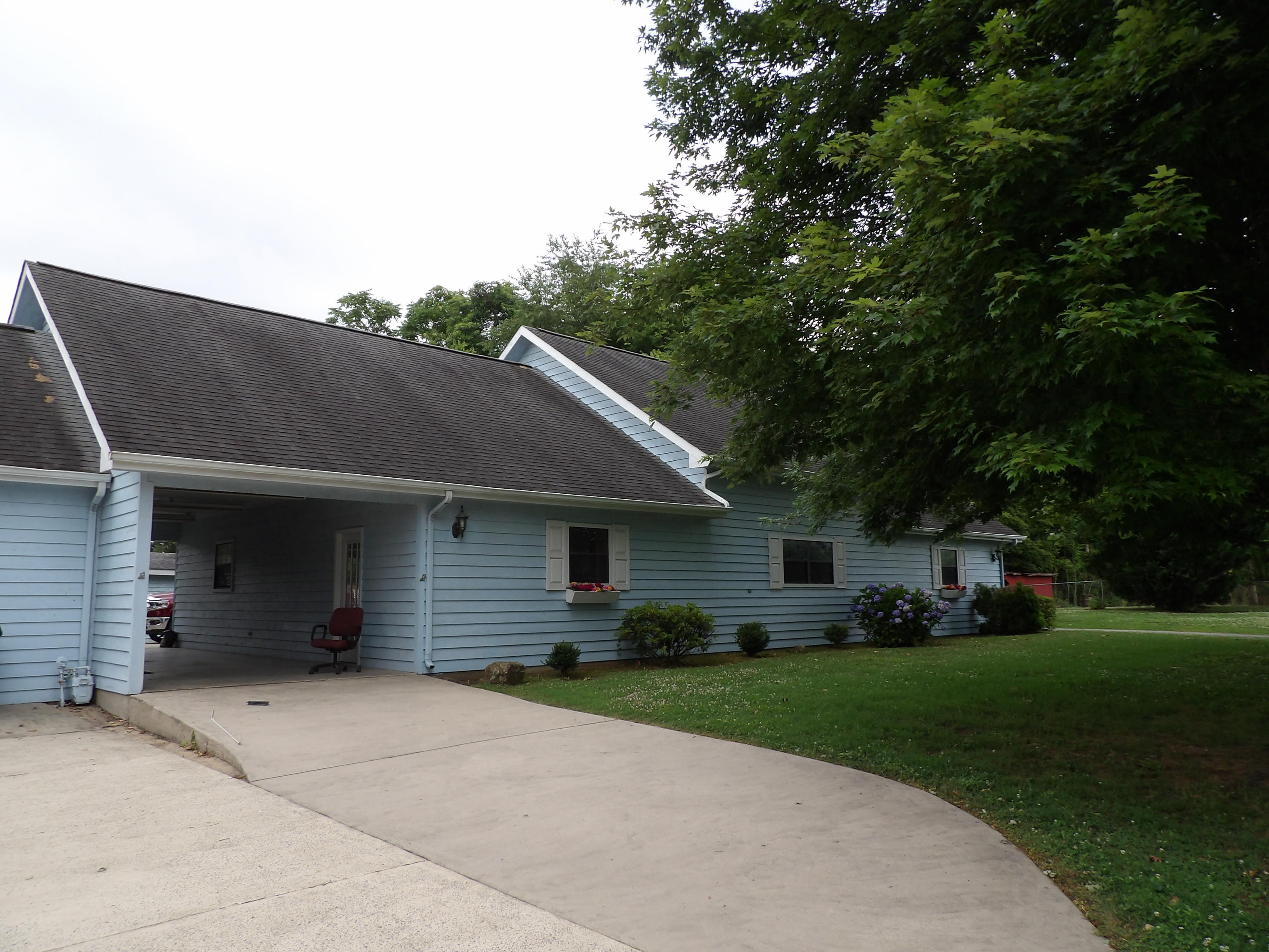 76 Hubert Heard Road Dunlap, TN 37327 - Photo 7 of 42 100_1136