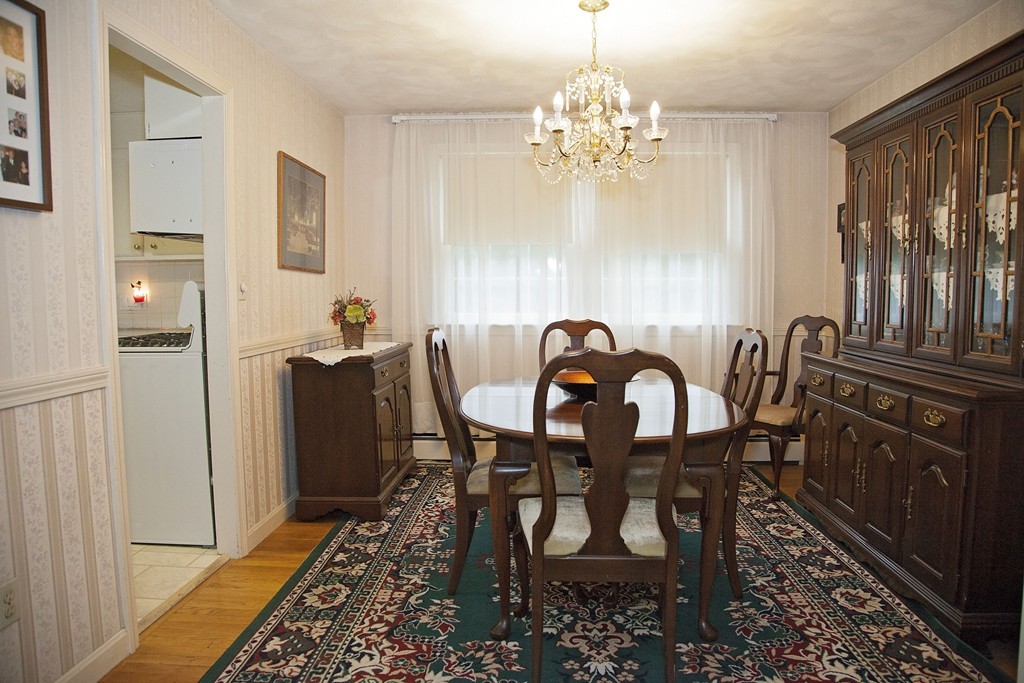 56 Ledgewood Road Framingham, MA 01701 - Photo 8 of 20 Gallery Image 8
