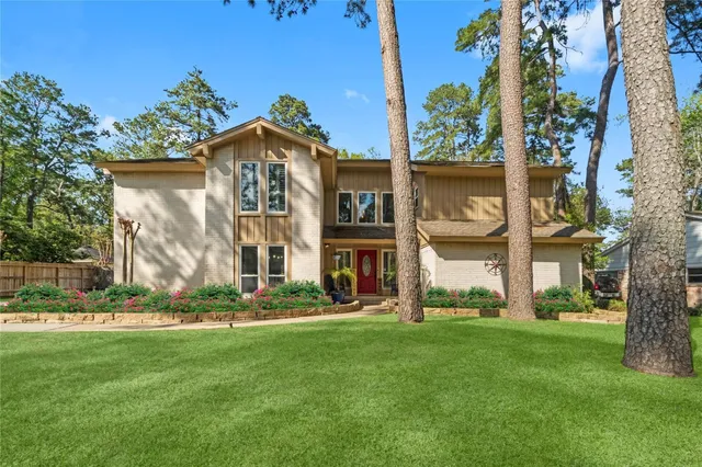 $474,000 | 2007 7 Oaks Drive, Kingwood, TX 77339