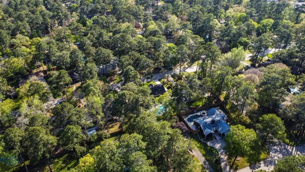 $462,000 | 2007 7 Oaks Drive, Kingwood, TX 77339