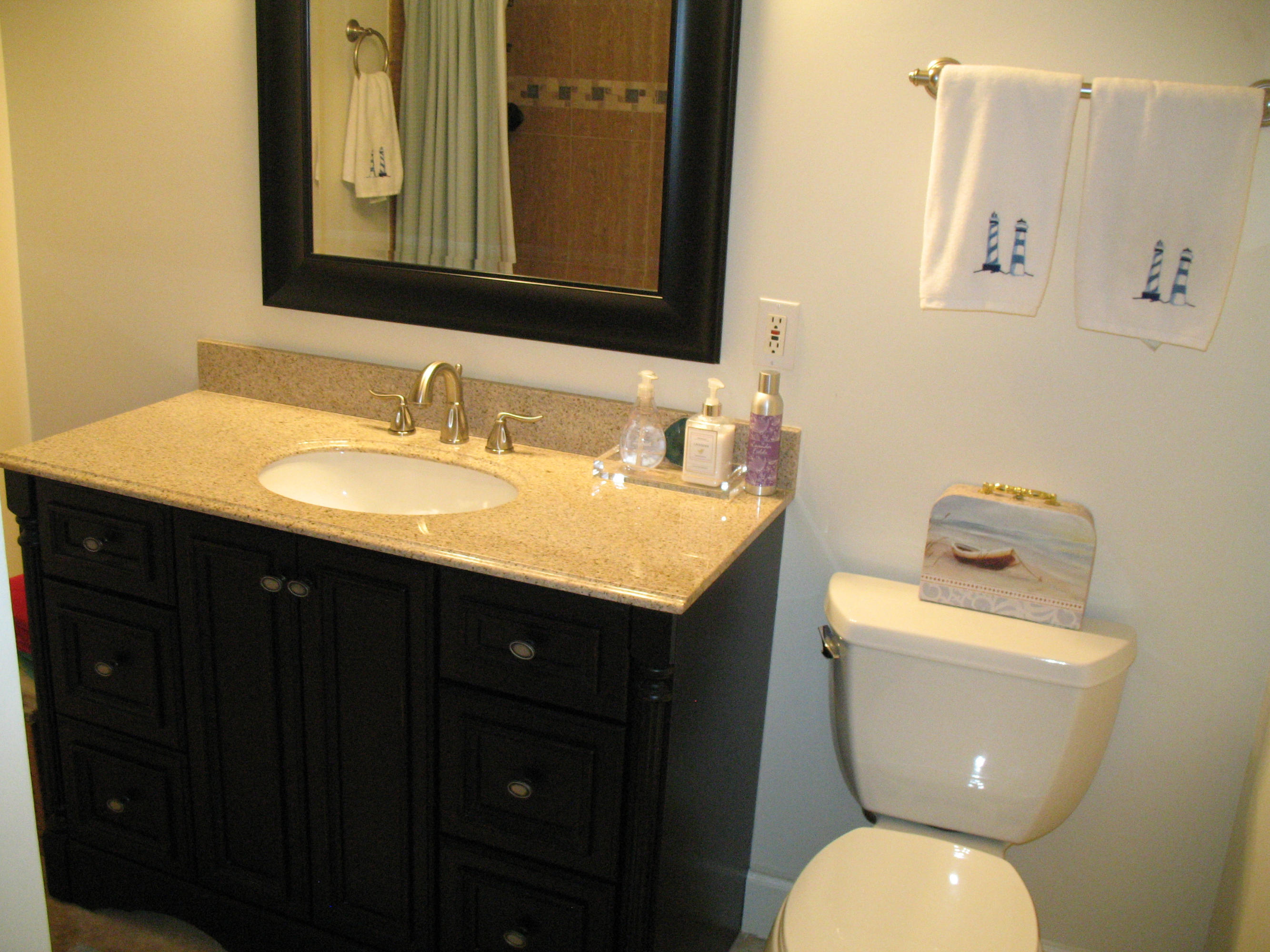 10297 185th Street South Boca Raton, FL 33498 - Photo 25 of 34 BATHROOM #3 WITH TUB