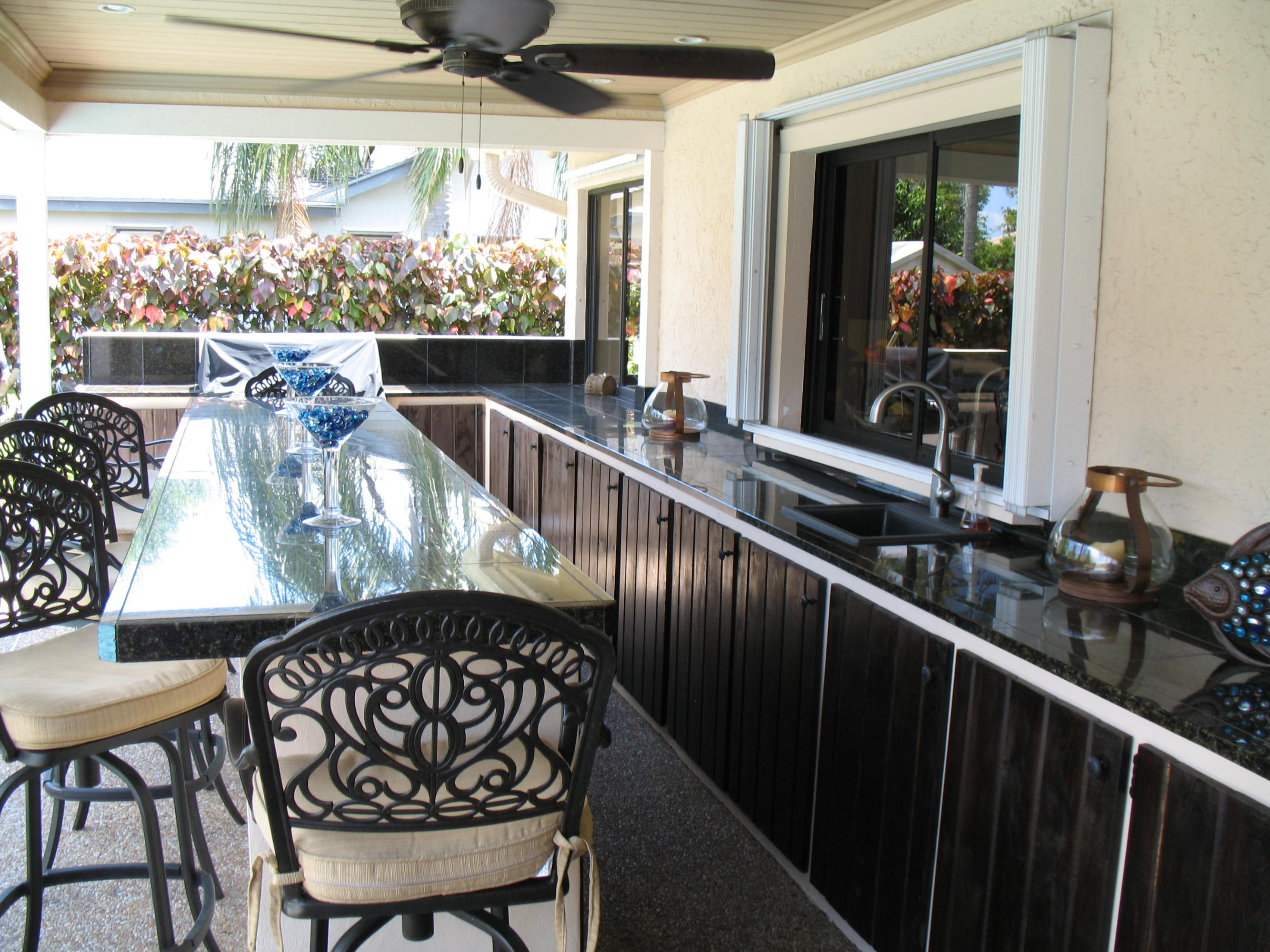 10297 185th Street South Boca Raton, FL 33498 - Photo 31 of 34 SUMMER KITCHEN W GRANITE COUNTERS