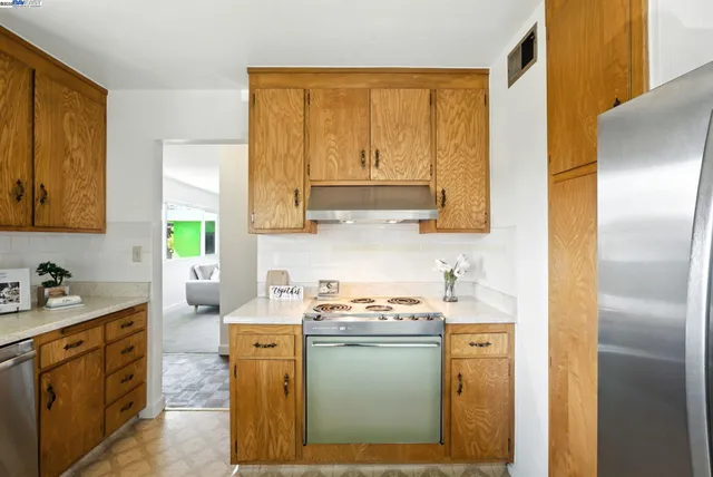 $799,000 | 3101 61st Avenue, Oakland, CA 94605