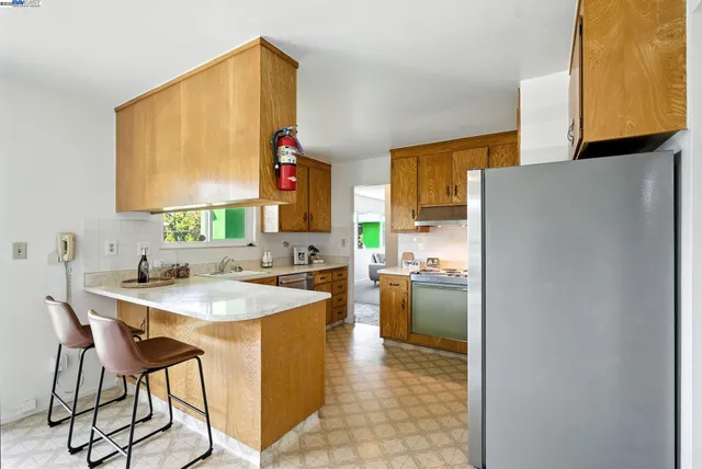 $799,000 | 3101 61st Avenue, Oakland, CA 94605