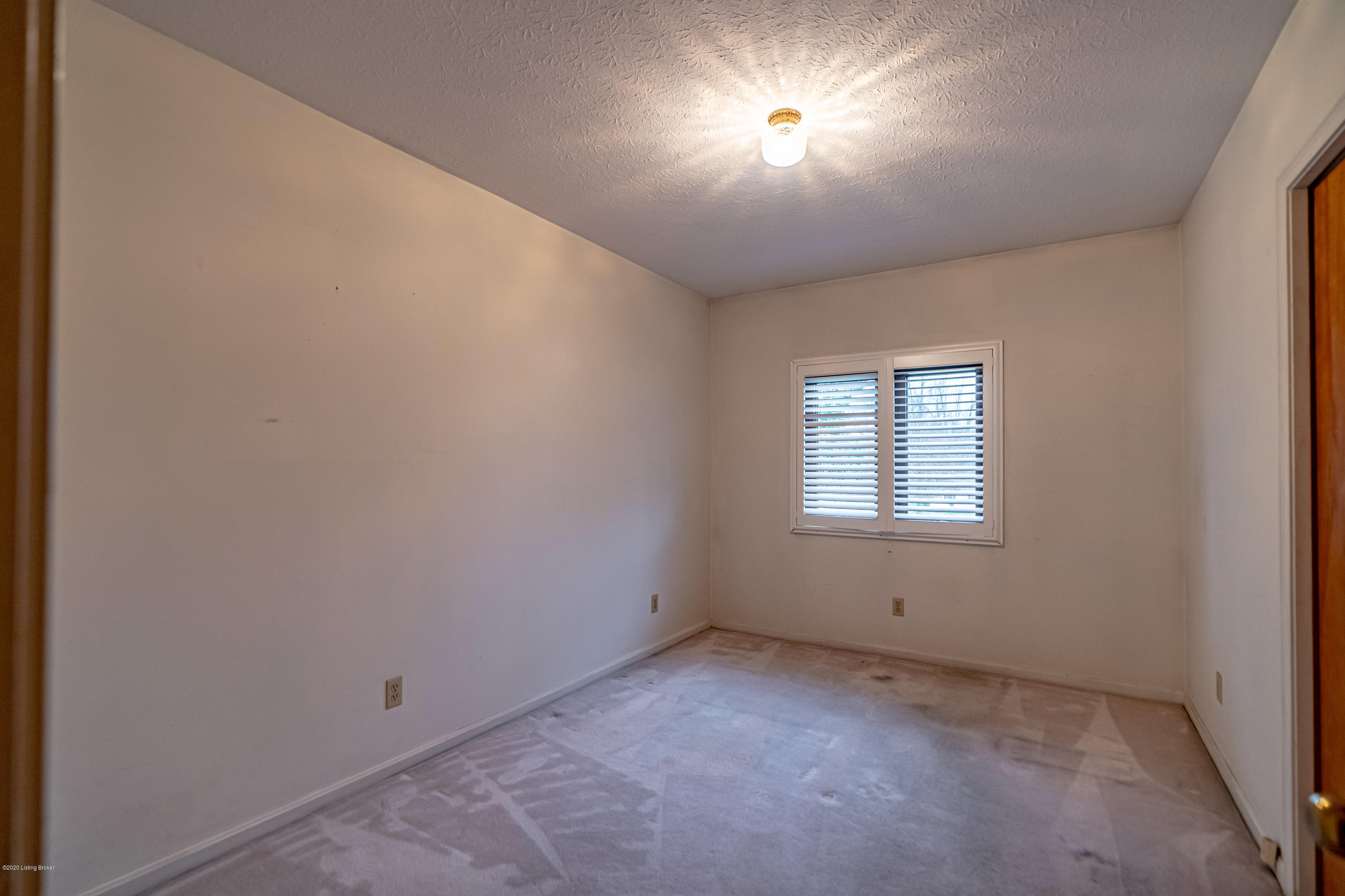 2940 Lagrange Road New Castle, KY 40050 - Photo 21 of 47 DSC04121