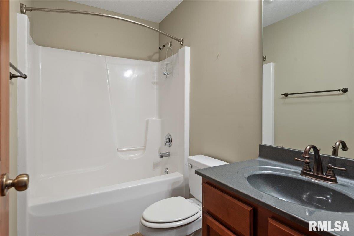 5404 Jaeger Drive Springfield, IL 62711 - Photo 14 of 34