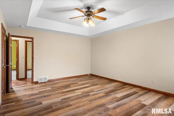 $399,900 | 5404 Jaeger Drive, Springfield, IL 62711