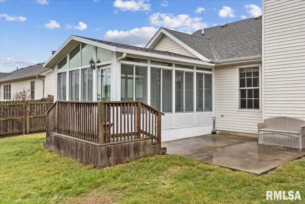 $399,900 | 5404 Jaeger Drive, Springfield, IL 62711