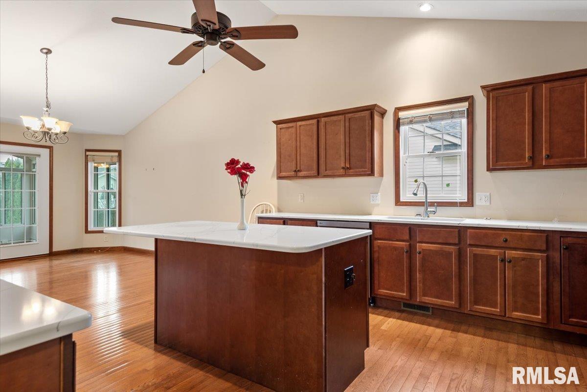 5404 Jaeger Drive Springfield, IL 62711 - Photo 9 of 34