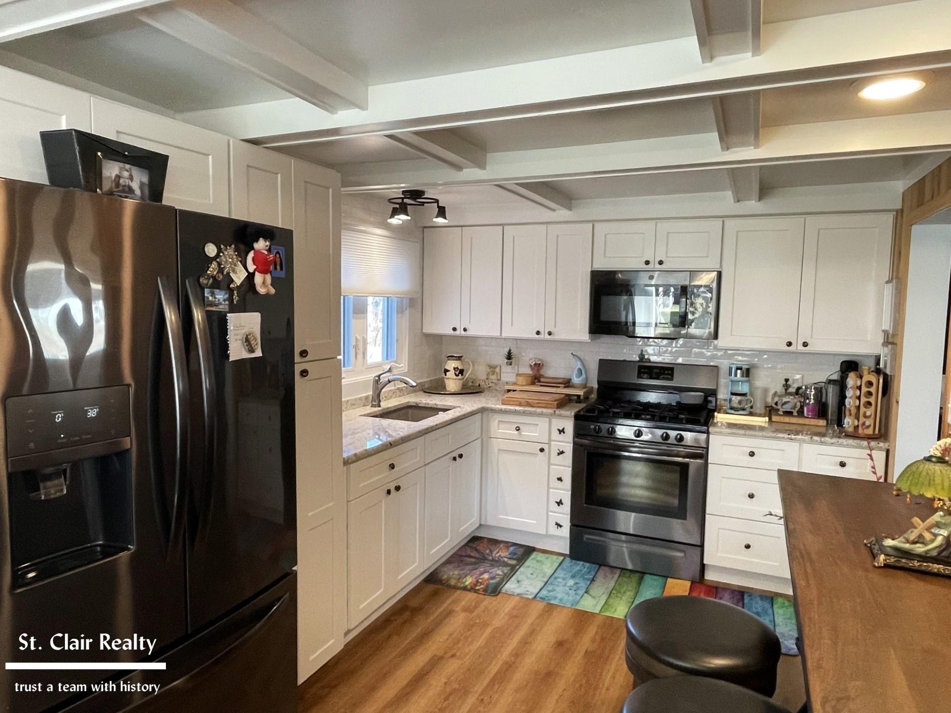 7463 Maplewood Road Lexington, MI 48450 - Photo 7 of 25 50133474-1b62f078-1cc2-4daa-8075-1db9da92d57c.JPG