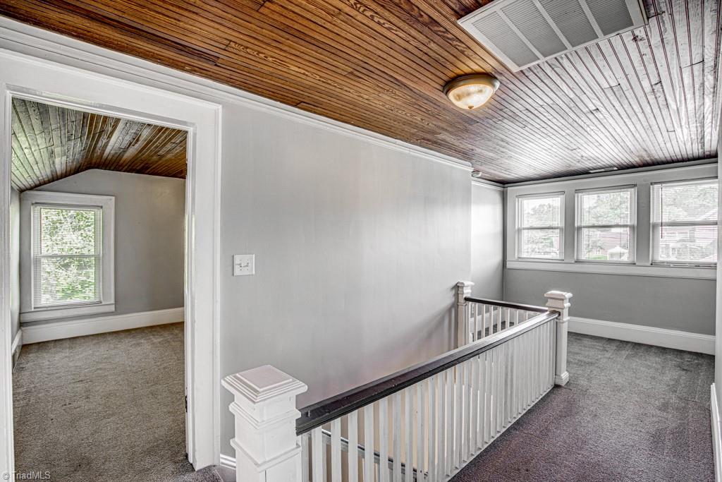 2546 Reynolda Road Winston-Salem, NC 27106 - Photo 31 of 50