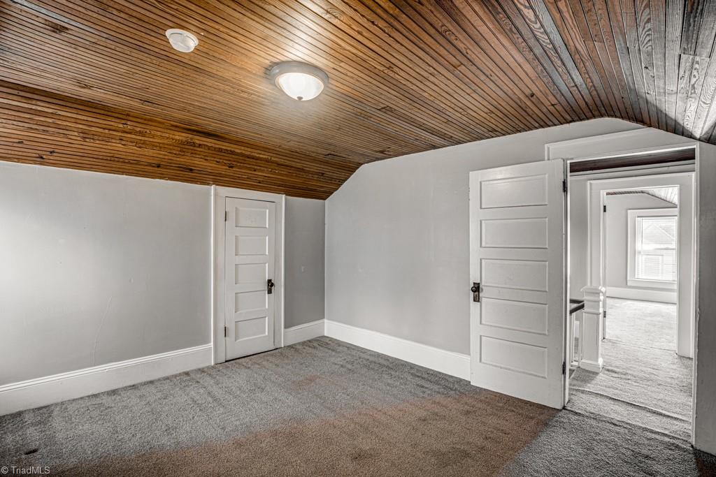 2546 Reynolda Road Winston-Salem, NC 27106 - Photo 36 of 50