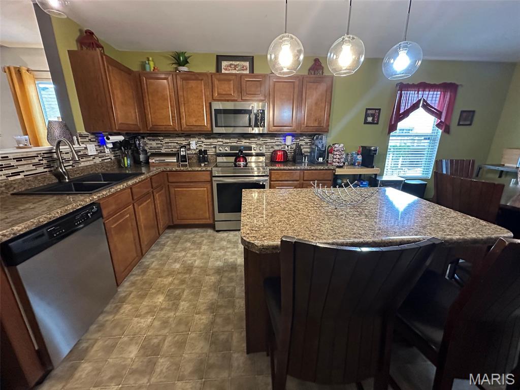 522 Rifle Ridge Drive Wentzville, MO 63385 - Photo 6 of 26
