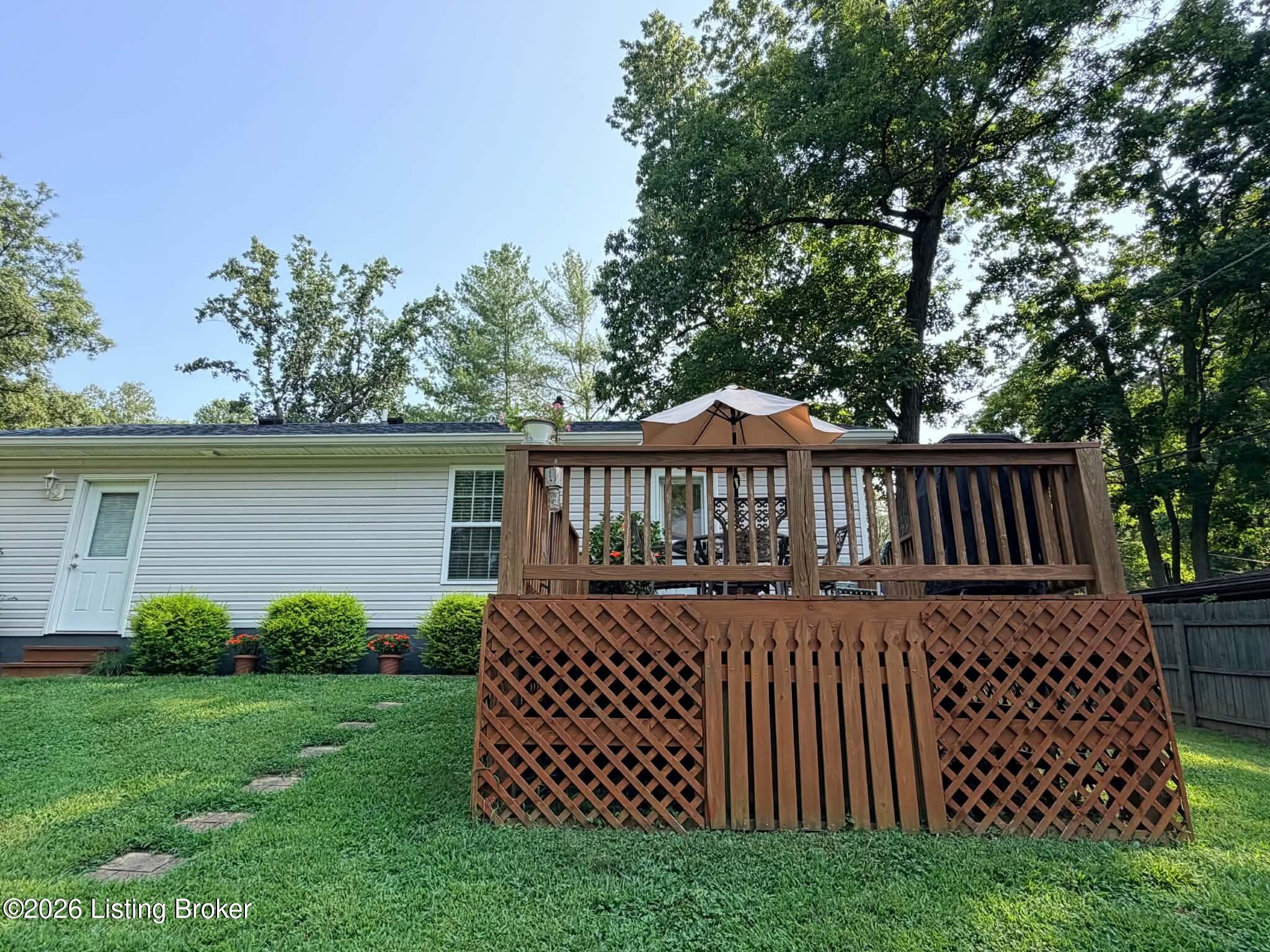 207 Woods Road Elizabethtown, KY 42701 - Photo 11 of 50 f1caa0cb-e8b0-4639-8d73-d936d234c0a6
