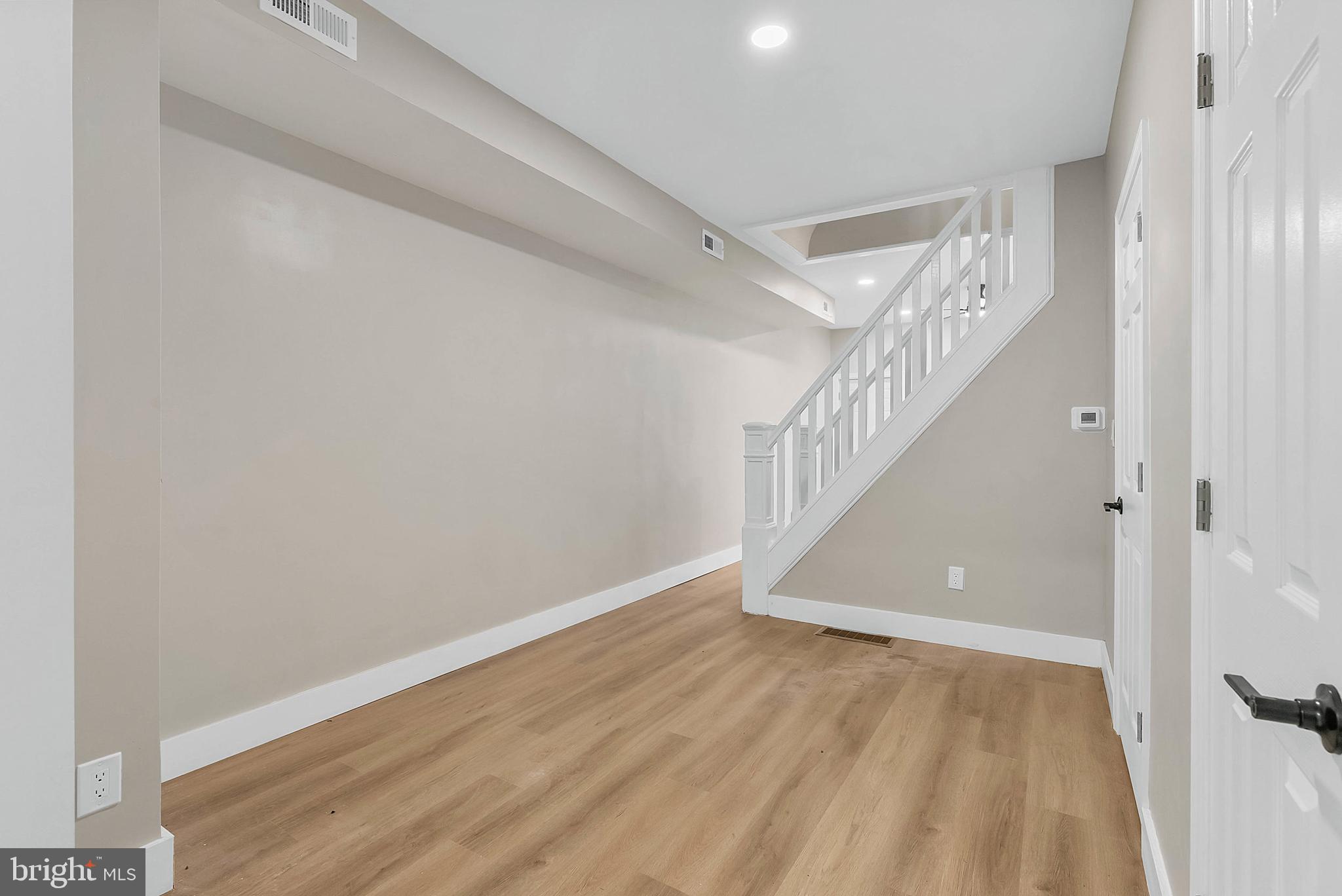 4920 Knorr Street Philadelphia, PA 19135 - Photo 8 of 19