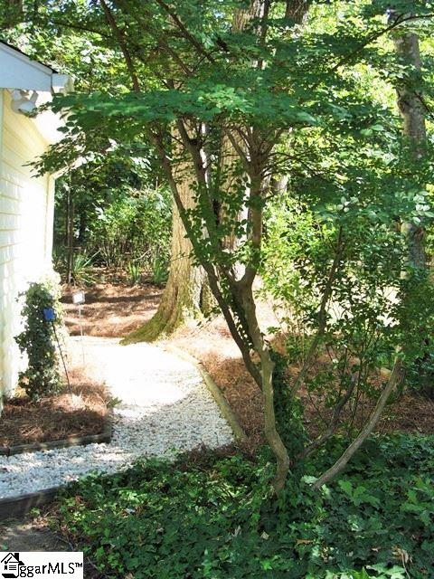 106 Bayberry Road Greer, SC 29650 - Photo 22 of 26 Gallery Image 22