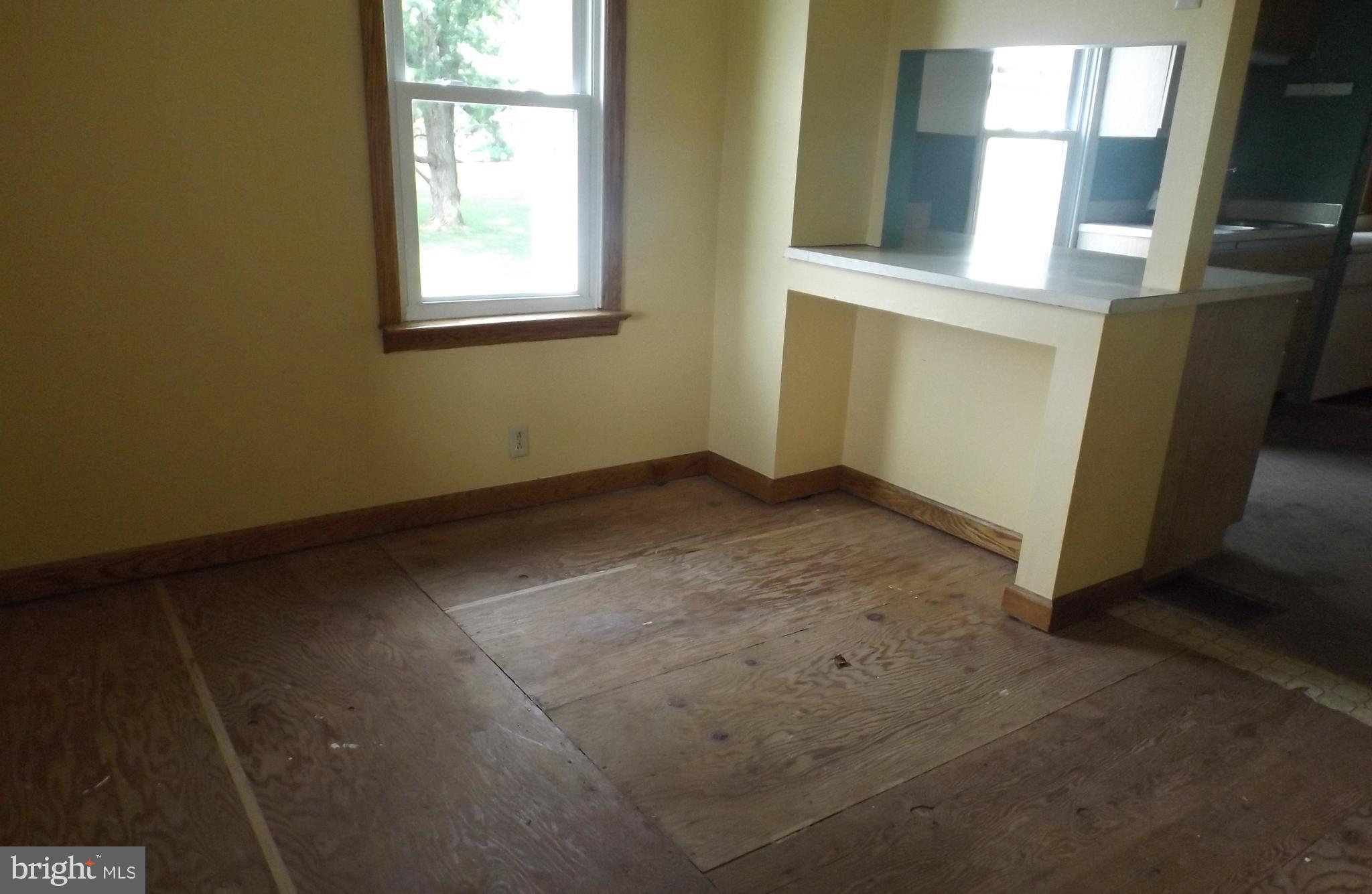 16650 Spielman Road Fairplay, MD 21733 - Photo 6 of 11 Dining Room