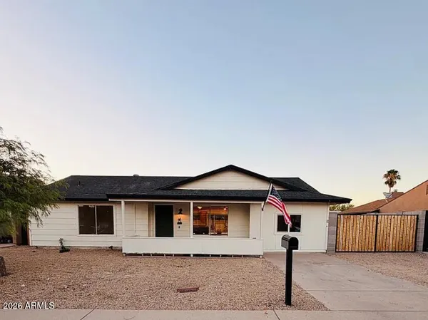 $2,450 | 1318 West Tonopah Drive, Phoenix, AZ 85027