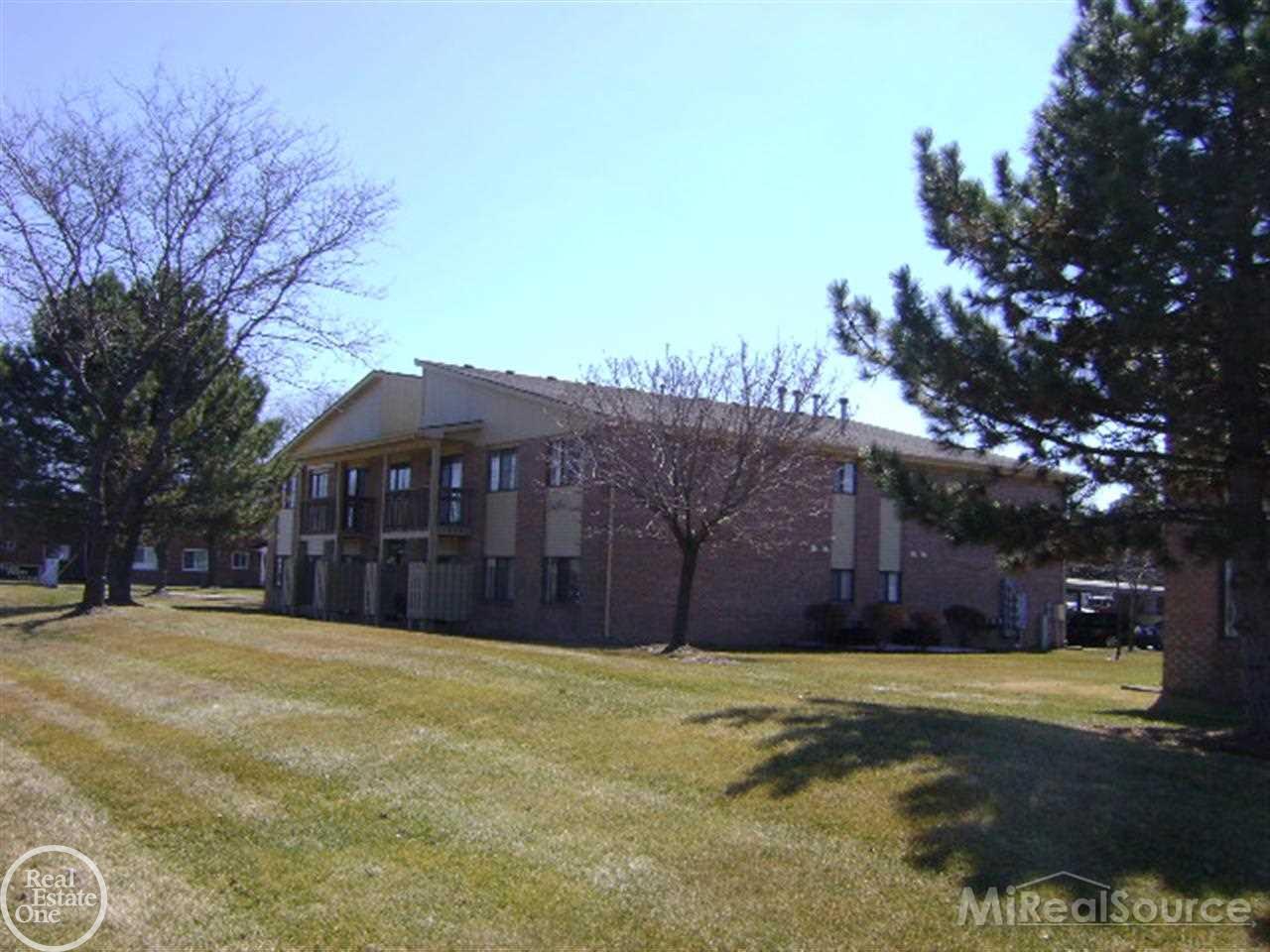18680 East 14 Mile Road, Unit E8 Fraser, MI 48026 - Photo 10 of 11