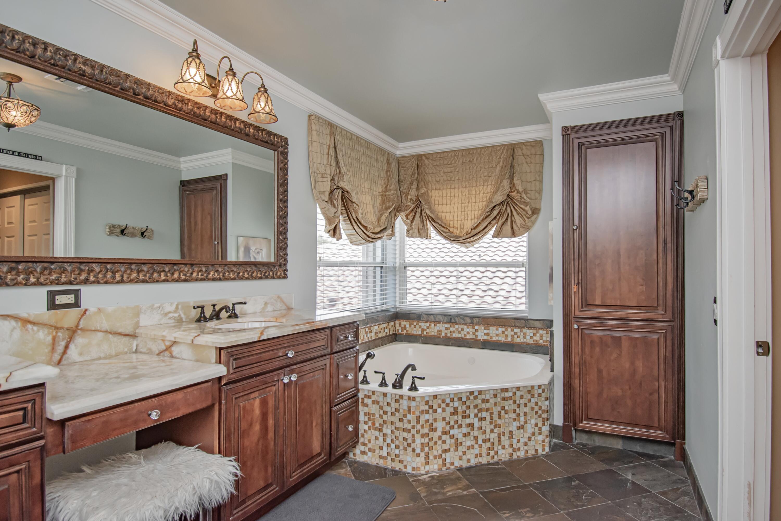 21734 Fall River Drive Boca Raton, FL 33428 - Photo 19 of 48 5BD1DA49-60E5-4F73-B25F-963C0EAD27B3