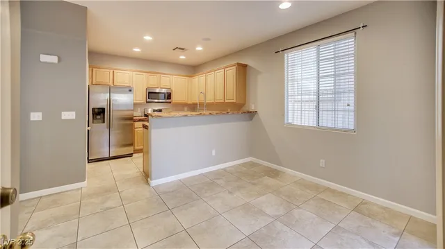 $1,994 | 9773 West Overlook Ridge Avenue, Las Vegas, NV 89148