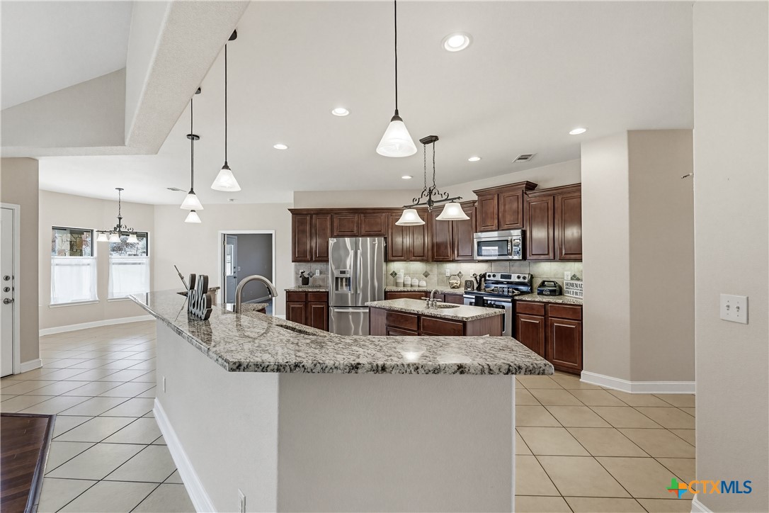 8001 Ridgeway Court Nolanville, TX 76559 - Photo 11 of 48