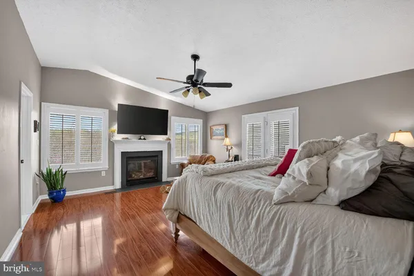 $900,000 | 230 Vista Manor Drive, Front Royal, VA 22630