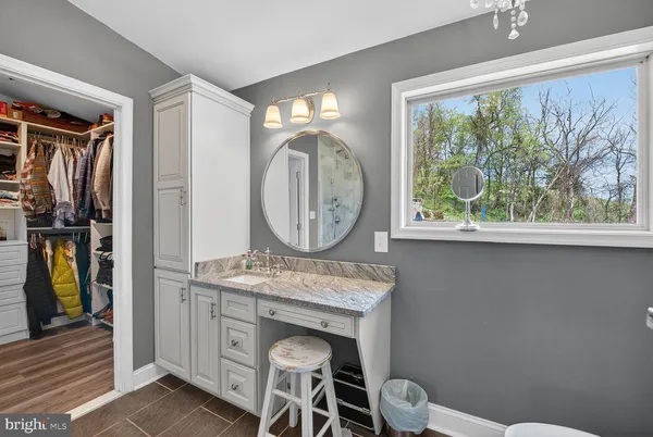 $900,000 | 230 Vista Manor Drive, Front Royal, VA 22630