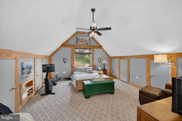 $900,000 | 230 Vista Manor Drive, Front Royal, VA 22630