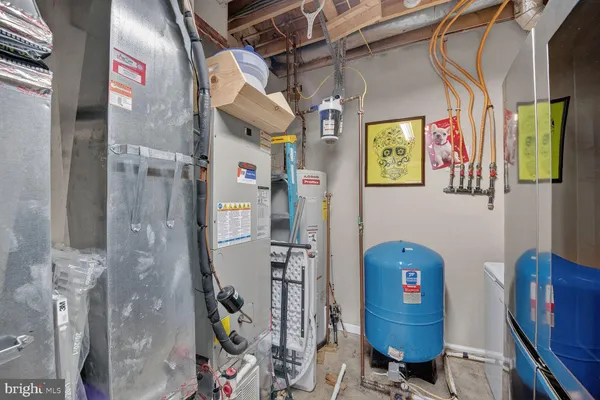 $900,000 | 230 Vista Manor Drive, Front Royal, VA 22630