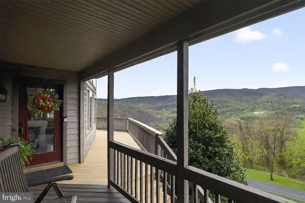 $900,000 | 230 Vista Manor Drive, Front Royal, VA 22630