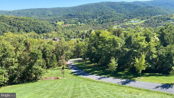 $900,000 | 230 Vista Manor Drive, Front Royal, VA 22630