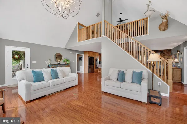 $900,000 | 230 Vista Manor Drive, Front Royal, VA 22630