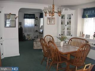 267 West Ridley Avenue Ridley Park, PA 19078 - Photo 3 of 6