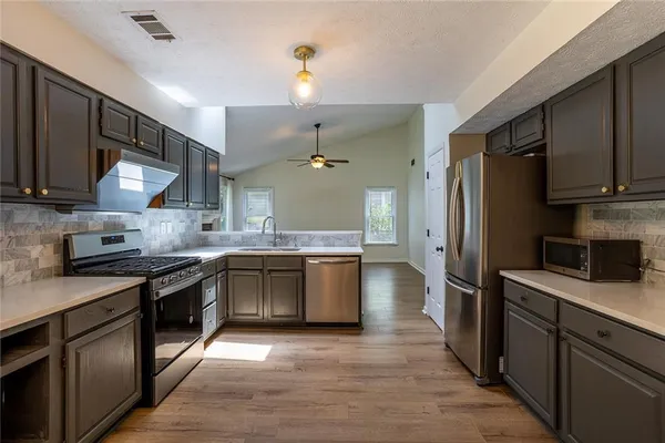 $2,750 | 11345 Frazier Fir Lane, Alpharetta, GA 30022
