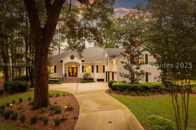 $1,589,000 | 61 Manchester Court, Bluffton, SC 29910