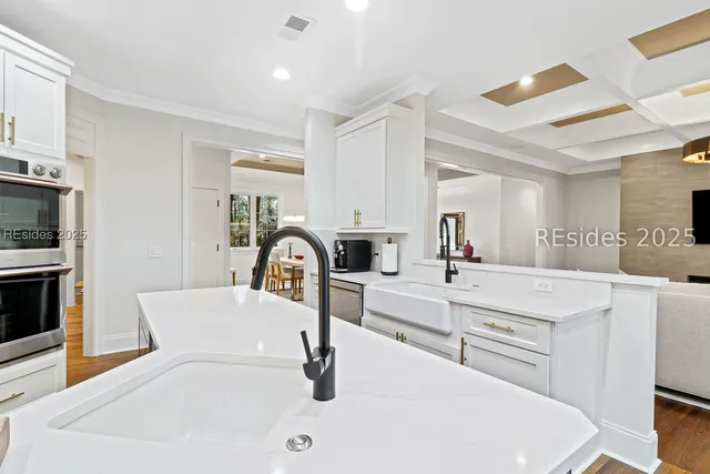 $1,589,000 | 61 Manchester Court, Bluffton, SC 29910