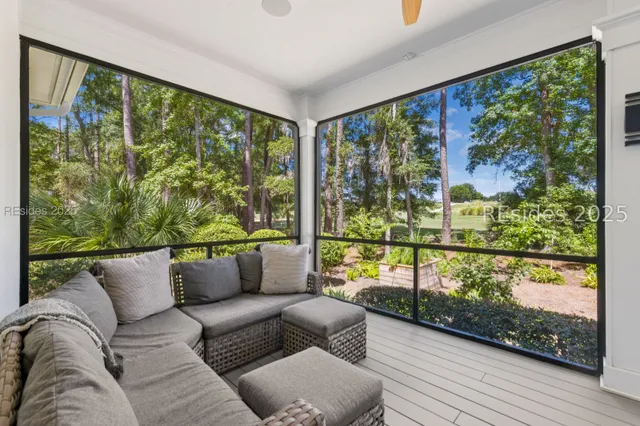 $1,589,000 | 61 Manchester Court, Bluffton, SC 29910