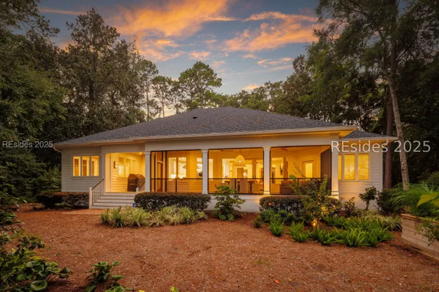 $1,589,000 | 61 Manchester Court, Bluffton, SC 29910