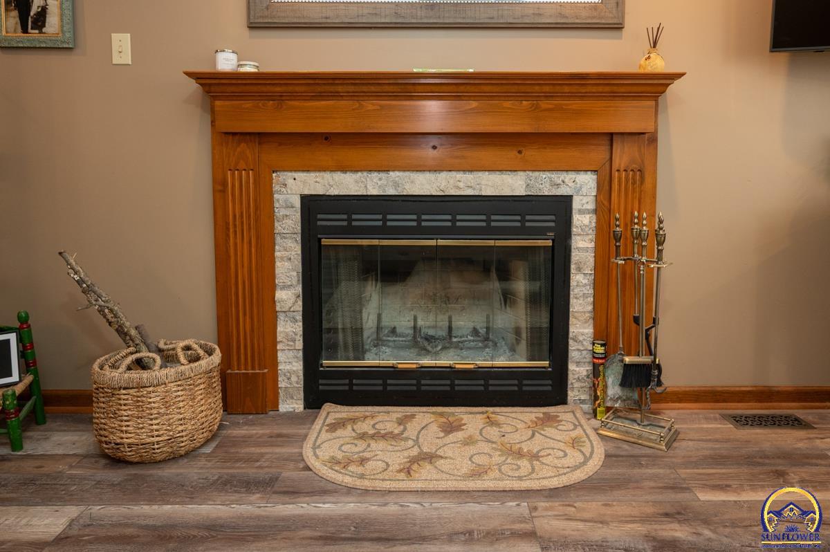 4647 Southeast Shawnee Heights Road Tecumseh, KS 66542 - Photo 12 of 37