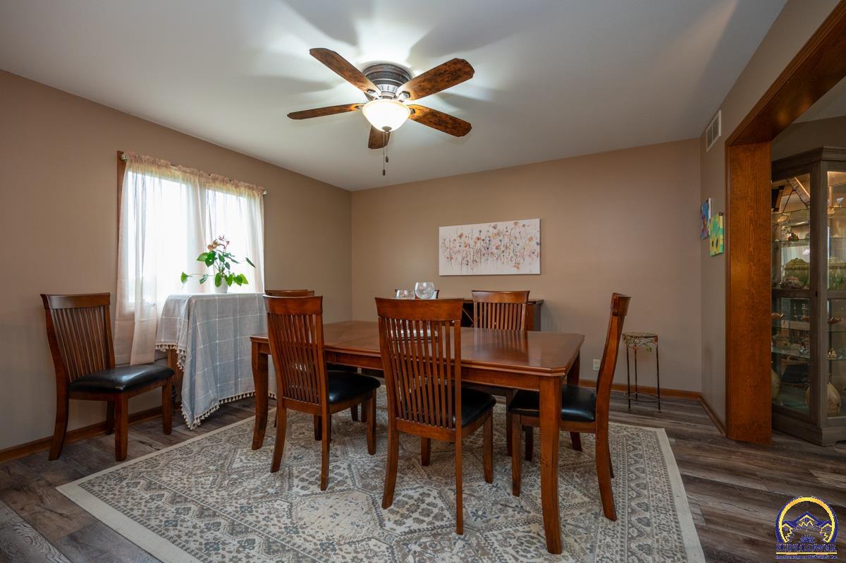 4647 Southeast Shawnee Heights Road Tecumseh, KS 66542 - Photo 13 of 37