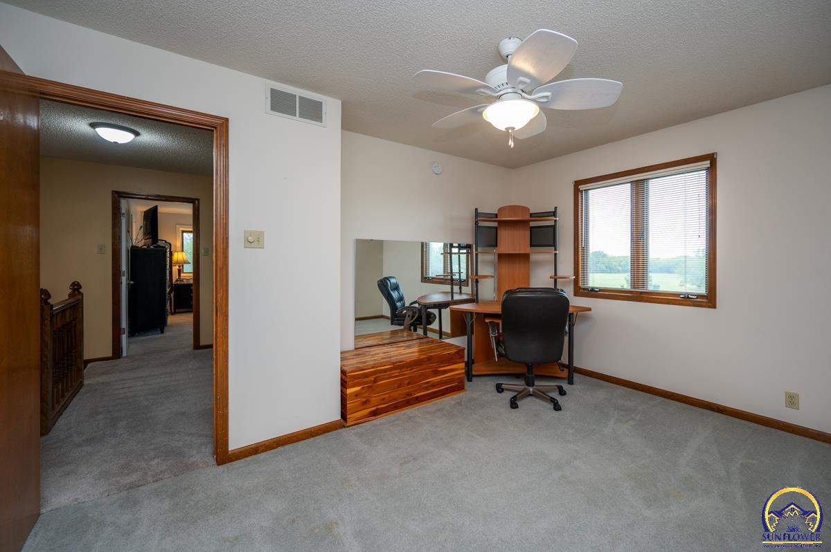 4647 Southeast Shawnee Heights Road Tecumseh, KS 66542 - Photo 27 of 37