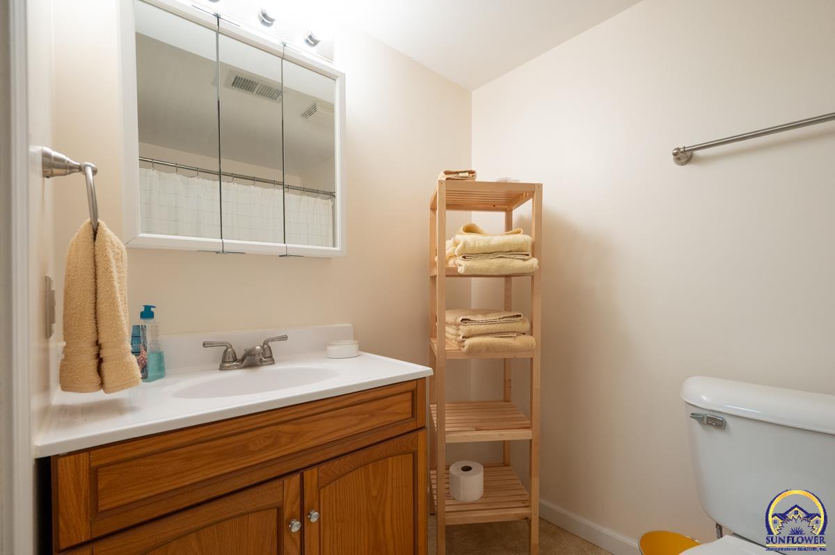 4647 Southeast Shawnee Heights Road Tecumseh, KS 66542 - Photo 36 of 37