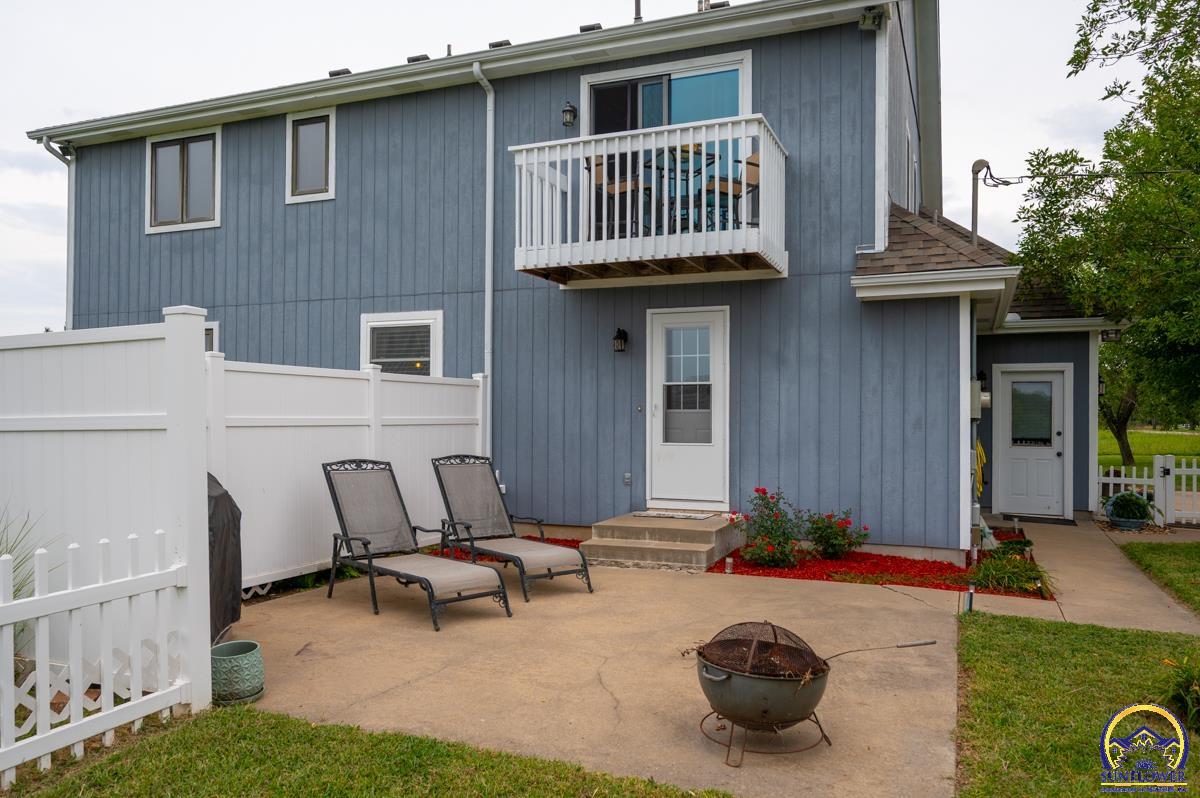 4647 Southeast Shawnee Heights Road Tecumseh, KS 66542 - Photo 8 of 37